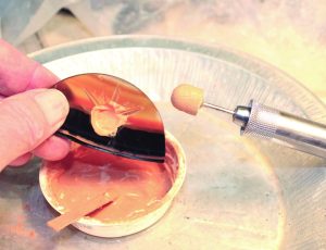carving a sunrise/sunset into an agate cabochon
