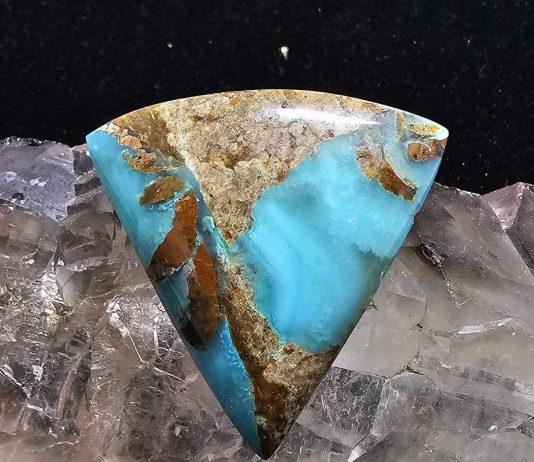 Nevada gem silica triangular shaped cabochon