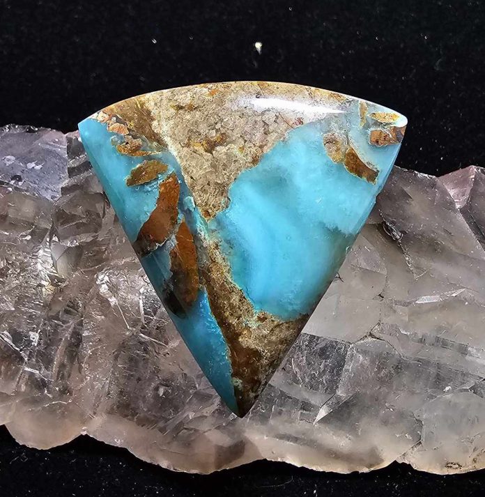 Nevada Gem Silica Nevada gem silica triangular shaped cabochon