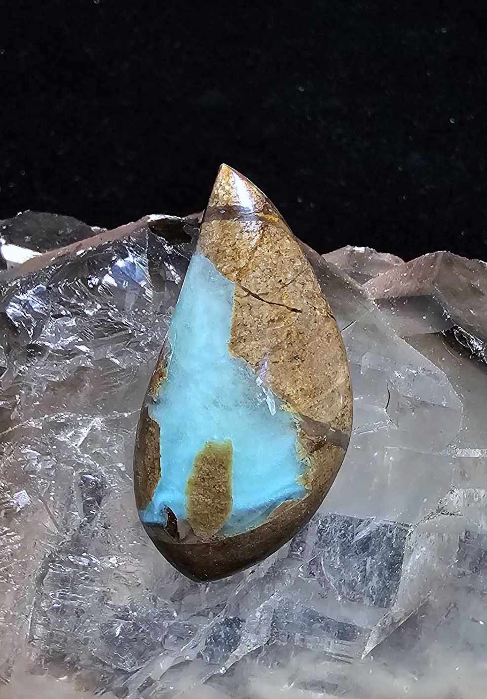 Gem Silica: How to Cut Nevada Rough - Rock & Gem Magazine