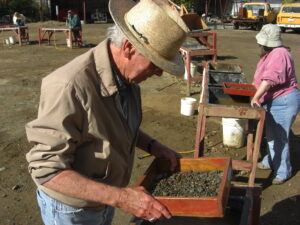 sifting for benitoite, neptunite and natrolite