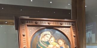 Italian Mosaic Art in Stone madonna of the chair mosaic