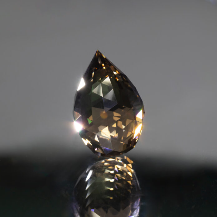 single briolette teardrop gemstone cut with the snake drop pattern