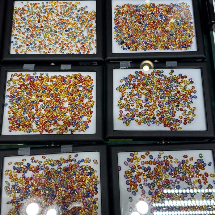 Buying at Gem Shows buying-at-gem-shows