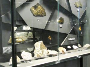 meteorite-displays